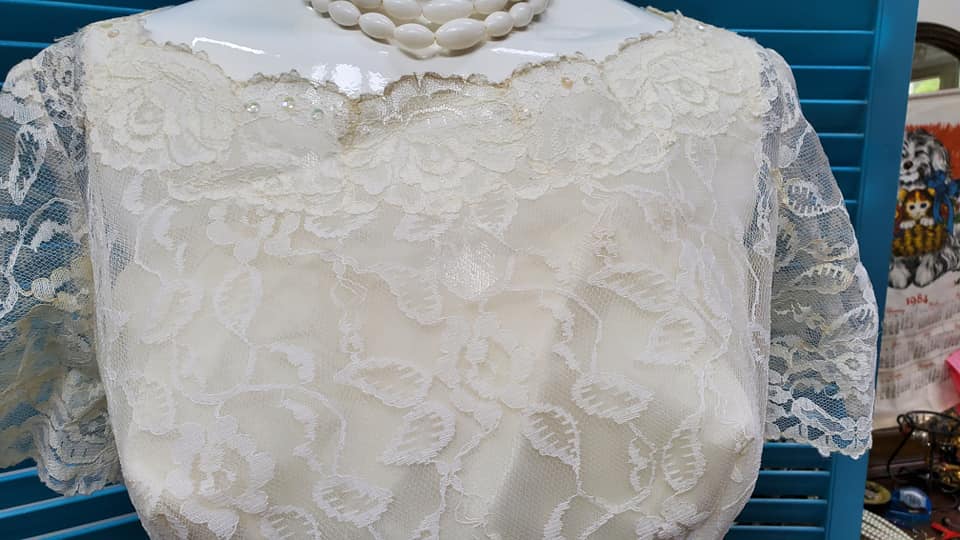 50’s Tea Length Lace & Satin Wedding Dress – Damon and Doras